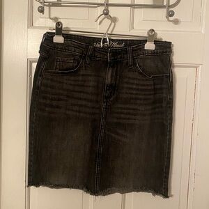 Universal Thread Black Demin Skirt sz 10